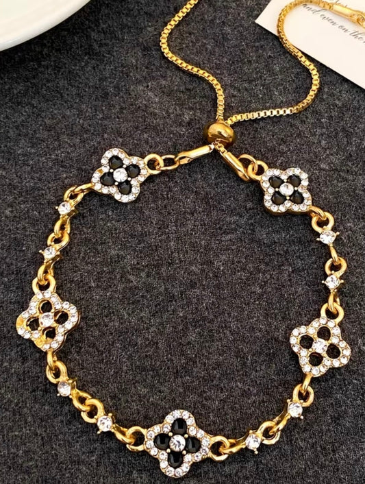 Adjustable  Clover Bracelet